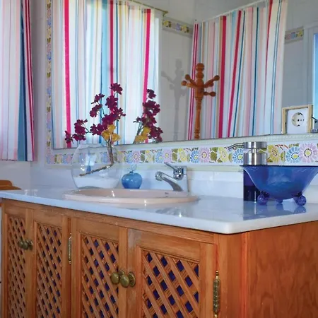 Сasa de vacaciones Awesome In With Private Swimming Pool, Outdoor Swimming Pool And Swimming Pool Estepona